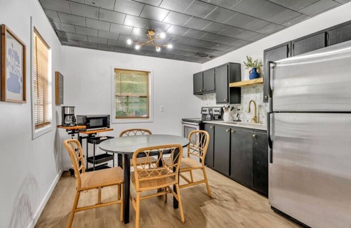 Inglefield Apartment | Peaceful Rural Retreat
