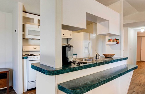 Sandia Park House | Peaceful Sandia Park Retreat w/Deck & Views!