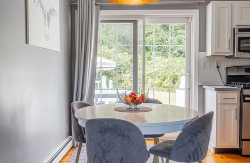 Olivebridge House | Peaceful, Secluded Olivebridge Cottage. Huge Garden with Fire Pit. Pet Friendly