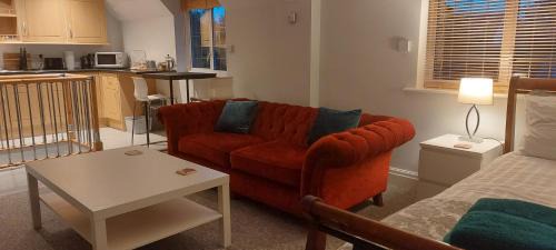 Hinckley Apartment | Peaceful self contained Studio in lovely garden.