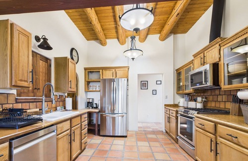 Santa Fe House | Peaceful, Serene Retreat with Guest House Option