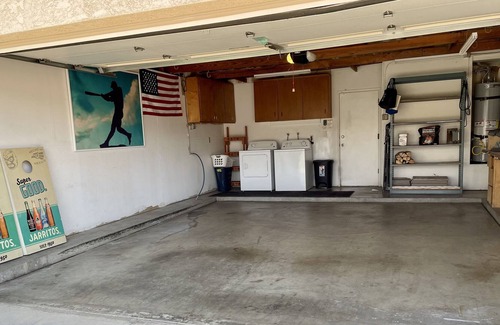 Greenacres House | Peaceful Southwest Bakersfield Home - Prime Location!