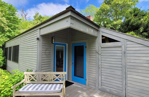 Wellfleet House | Peaceful & Spacious 2BD Retreat-A/C, Lovely Grounds, Enclosed Patio, Outdoor Shower