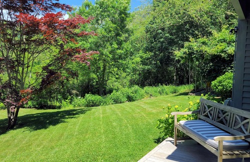 Wellfleet House | Peaceful & Spacious 2BD Retreat-A/C, Lovely Grounds, Enclosed Patio, Outdoor Shower