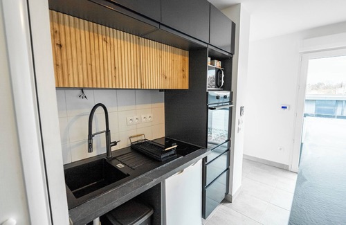 Pessac Apartment | Peaceful stay near Pessac forest