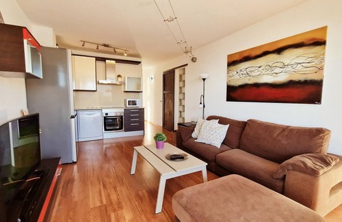 Calamayor Apartment | Peaceful Stay with Sea Views and Parking. 2 Bedroom Apartment in Cala Major