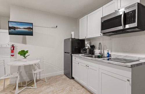Orlando Apartment | Peaceful Studio in a Quiet Orlando Community