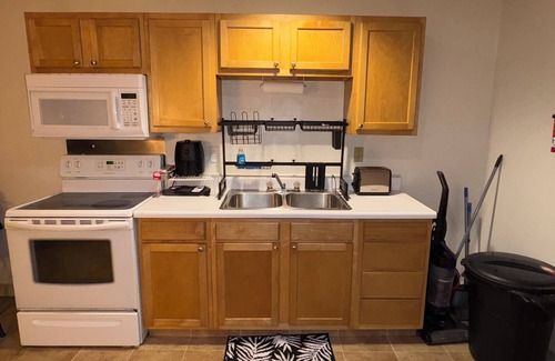 Geneseo Apartment | Peaceful Study 1-bedroom apartment in brilliant Geneseo with WiFi