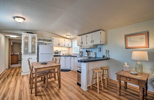 Supply House | Peaceful Supply House ~ 2 Mi to Holden Beach!