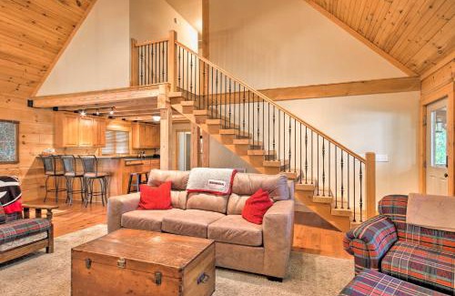 Tignall House | Peaceful Tignall Cabin on Strom Thurmond Lake!