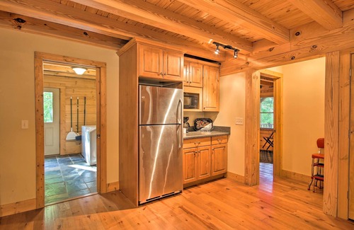 Tignall Cabin | Peaceful Tignall Cabin on Strom Thurmond Lake!