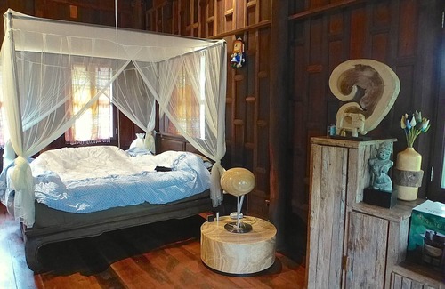 Nong Chok Resort | Peaceful Traditional Thai Wood House Experience w/Garden