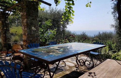 Rapallo Villa | Peaceful Villa Stay in Rapallo