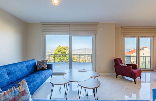 Masukiye Villa | Peaceful Villa with a Garden in Kartepe near Sapanca