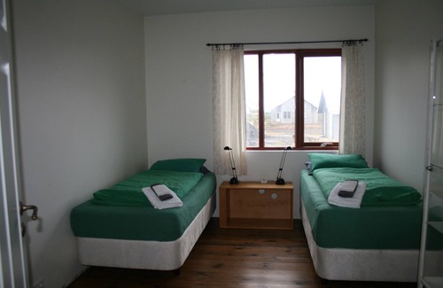 Vogar House | Peaceful Villa with hot tub, near The Blue Lagoon And Airport