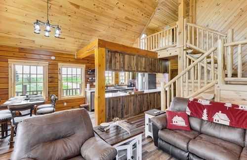 Sundance Cabin | Peaceful Wyoming Cabin w/Spacious Deck & Wet Bar!