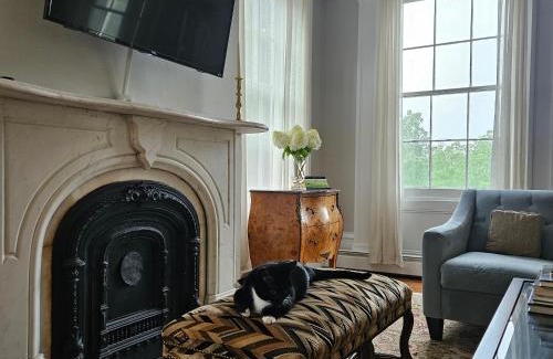 Warwick Bed & Breakfast | Peach Grove House