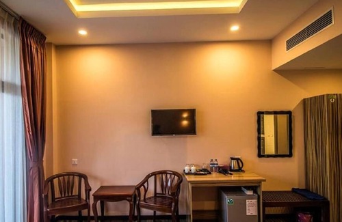 Nyaungshwe Hotel | Peach Hotel Inle