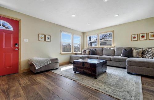 Fruita House | Peach House Ii - Cozy, Inviting Downtown Cottage!