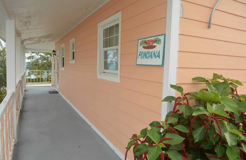 Rolleville Villa | Peach Seaview
