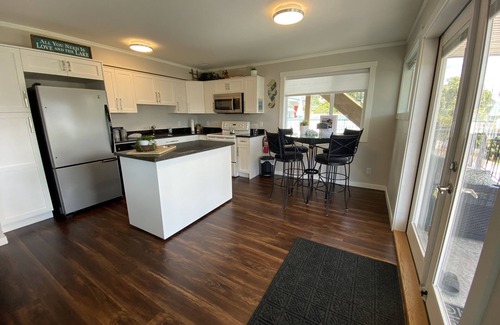 Central Okanagan House | Peachland Lakehouse
