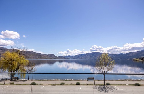 Central Okanagan Apartment | Peachview Suites