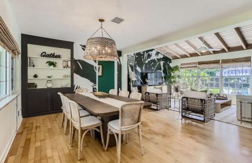 Parrot Cove House | Peacock Oasis - Retro Vibes and Poolside Lounging in Parrot Cove