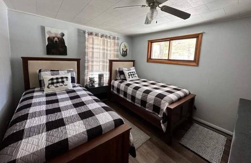 Irons Cabin | Peacock Trail Cabin #2
