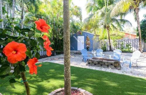 River Oaks House | Peacock Villa 2 By Pmi