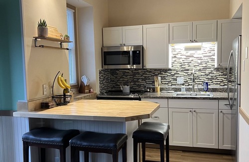Blodgett Mills Condo | Peak Season