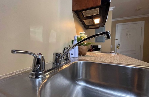 Piedmont Condo | Peaks Loft - stunning condo in the heart of town!