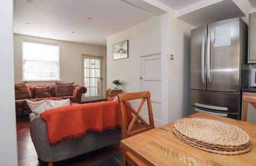Great Ouseburn Cottage | PEAR TREE COTTAGE, pet friendly, with open fire in Great Ouseburn
