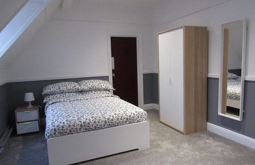 Cole Green Hotel | Pear Tree Inn