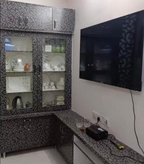 Lakdi Ka Pul Apartment | Pearl city retreat