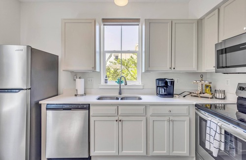 Pass Christian Cottage | Pearl Haven Beach cottage nestled in Pass Christian on the Mississippi Gulf n
