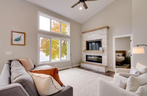 Detroit Lakes House | Pearl Lake Retreat with Dock and Stunning Views!