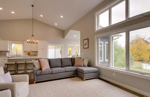 Detroit Lakes House | Pearl Lake Retreat with Dock and Stunning Views!