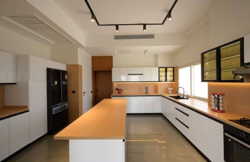 New Cairo Villa | Pearl Penthouse I 5BR, Rooftop Jacuzzi, Escalator
