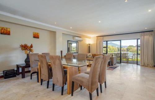 Simondium Apartment | Pearl Valley Golf Lodge
