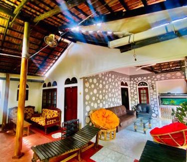 Udawalawa House | Pearl White House