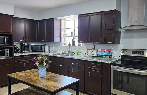 Pearland House | Pearland Staycation Venue