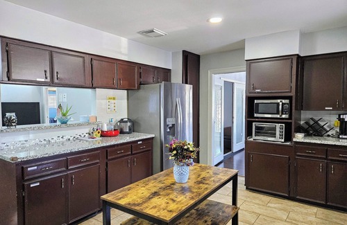Pearland House | Pearland Staycation Venue