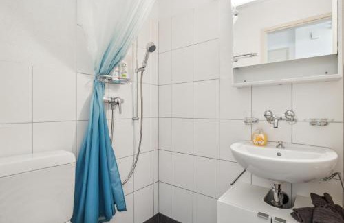 Schaffhausen Apartment | Pearlstay - Quiet Location Workplace Parking Washer