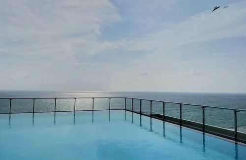 Mount Lavinia Apartment | Pearly Ocean View Guest Apartment