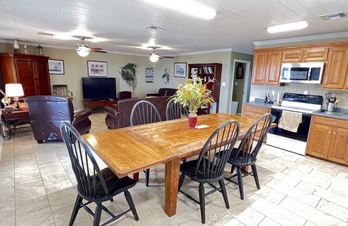 Golden Meadow House | Pearly Whites - Fishing Pier - Island Realty