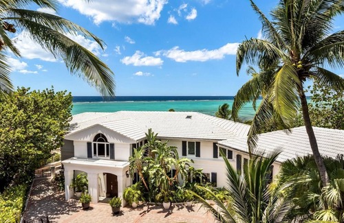 Bodden Town House | Pease Bay House Cayman Islands