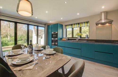 Irstead House | Peaty Cottage - Two Bedroom House, Sleeps 4