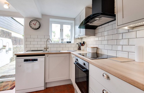 Rottingdean House | Pebble Beach Cottage