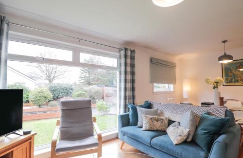 Achachork House | Pebble Cottage