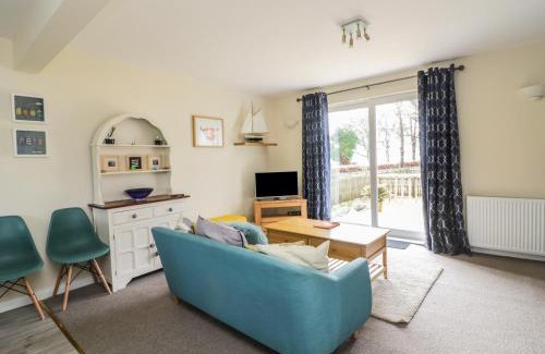 West Laroch House | Pebble Nook